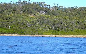 Island View Spa Cottage